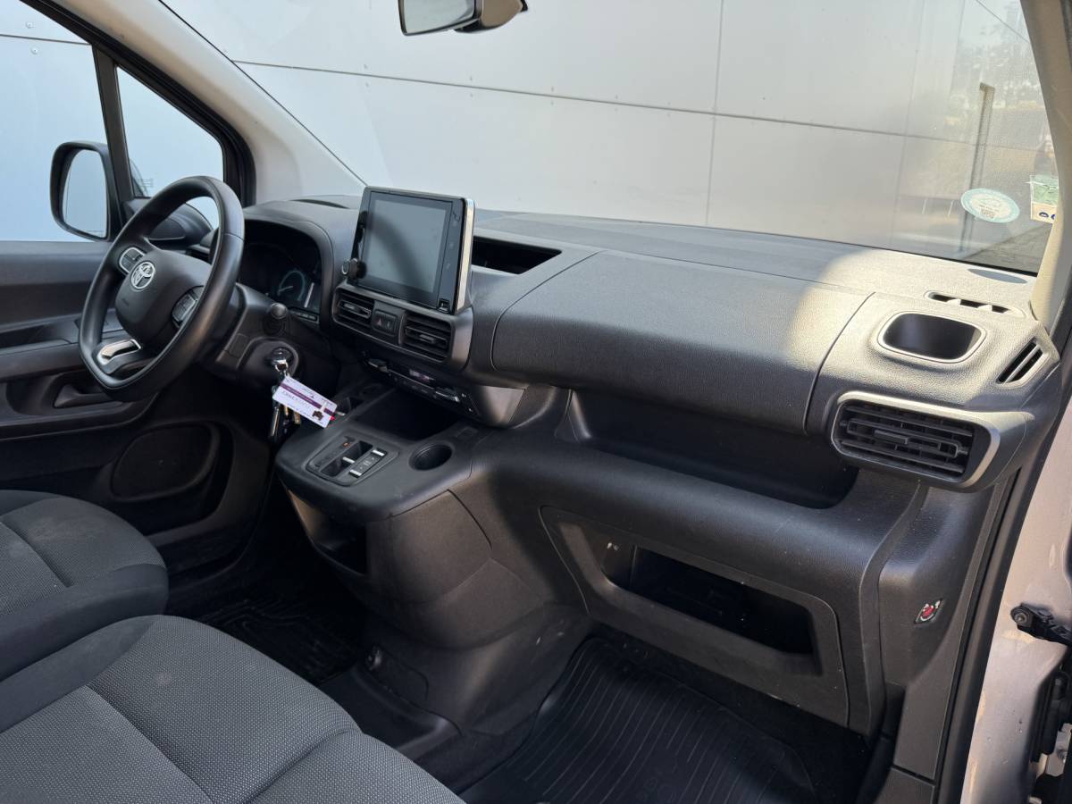 Toyota ProAce Toyota ProAce City Electric Comfort 50 kWh L1 Snelladen Climate Control Apple Carplay Cruise Control Parkeersensoren v+a Achteruitrijcamera