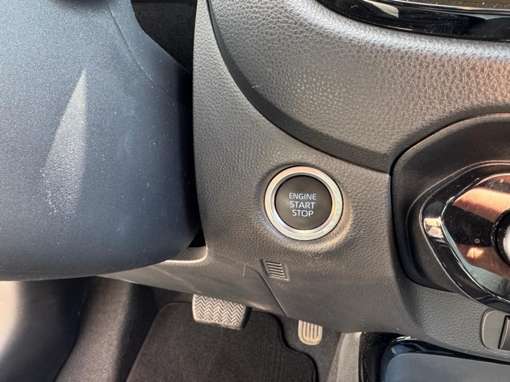 Toyota Aygo Toyota Aygo X 1.0 VVT-I S-CVT ENVY TwoTone Carplay JBL Camera PDC ACC Stoelverw. Prachtig!