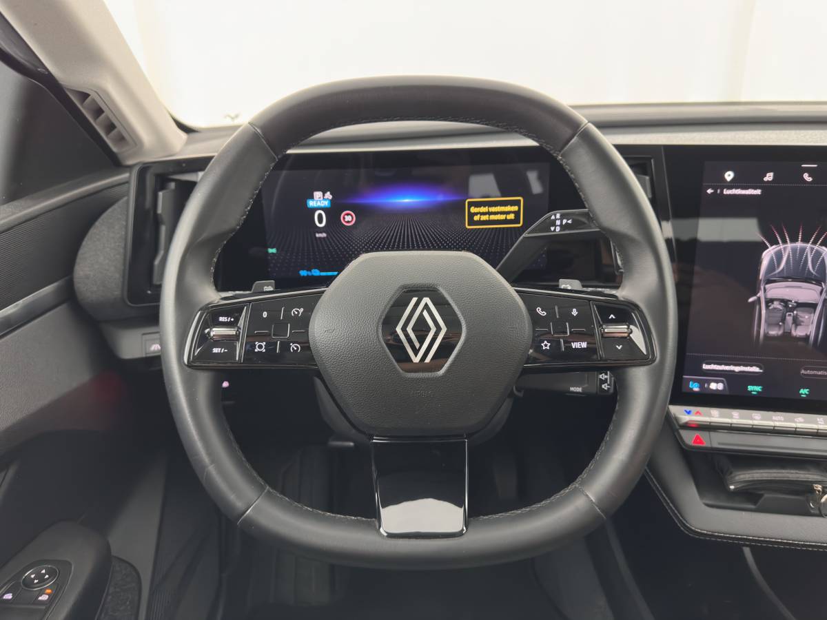 Renault Megane E-Tech Renault Megane E-Tech EV60 Optimum Charge Evolution [3-Fase-22kW] {SoH-91%} (INCL-BTW) Aut. *HEATPUMP | FULL-LED | CAMERA | LANE-ASSIST | KEYLESS | NAVI-FULLMAP | CARPLAY | COMFORTSEATS | DIGI-COCKPIT | ECC | PDC | 18″ALU*