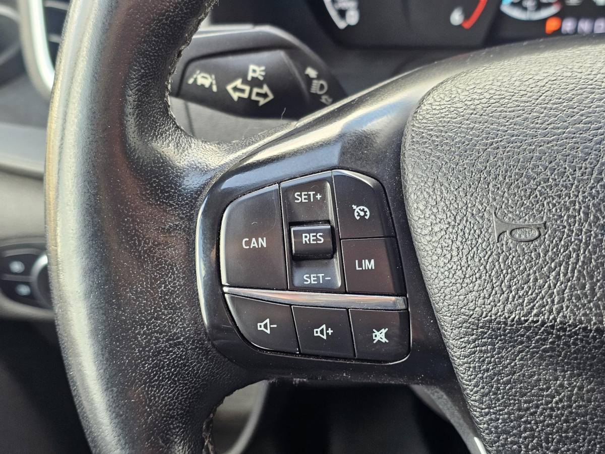 Ford Transit Custom Ford Transit Custom 300 2.0 TDCI L1H1 Limited | SCI | Automaat | Trekhaak | Ladder | Camera | Stoelverwarming | Cruise control | Lane assist | Keurige auto!