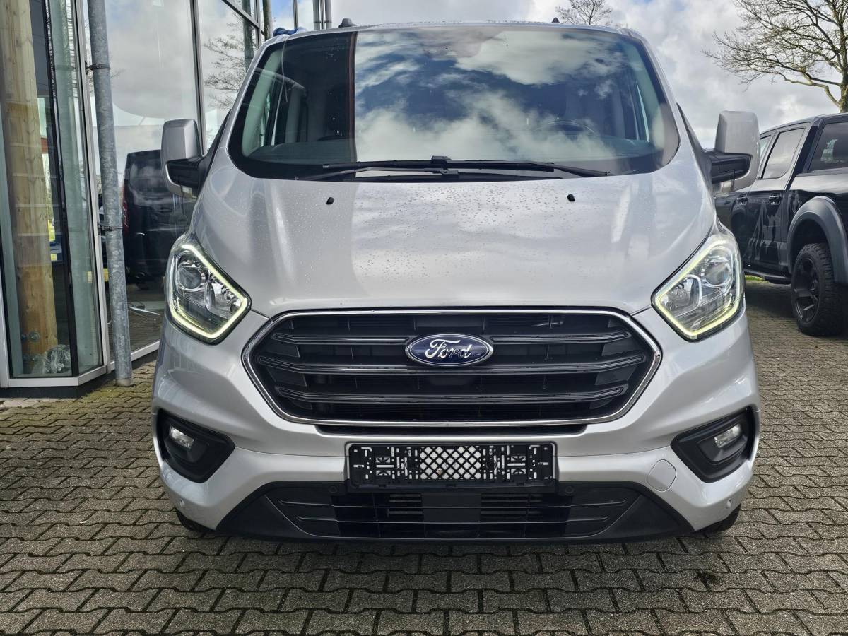 Ford Transit Custom Ford Transit Custom 300 2.0 TDCI L1H1 Limited | SCI | Automaat | Trekhaak | Ladder | Camera | Stoelverwarming | Cruise control | Lane assist | Keurige auto!