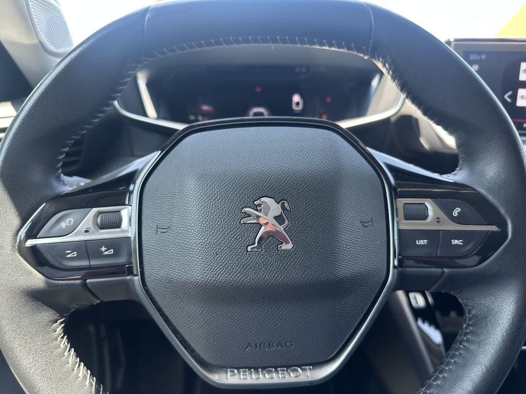 Peugeot 2008 Peugeot 2008 1.2 Allure | Keyless | Nieuwe distributieriem |