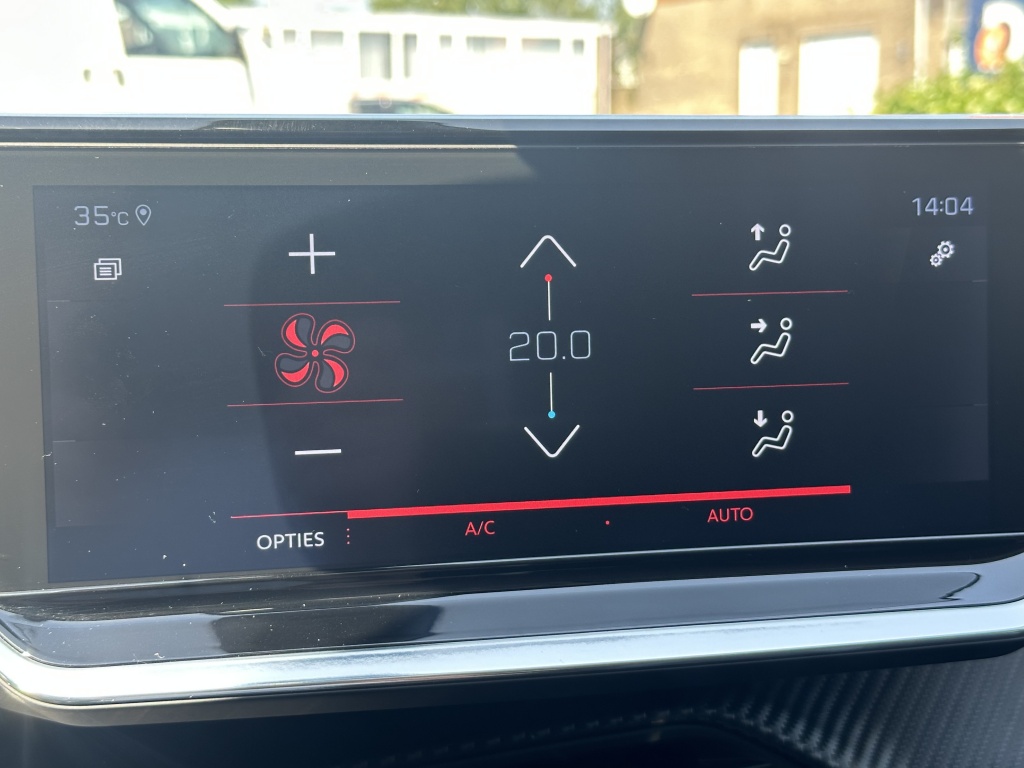 Peugeot 2008 Peugeot 2008 1.2 Allure | Keyless | Nieuwe distributieriem |