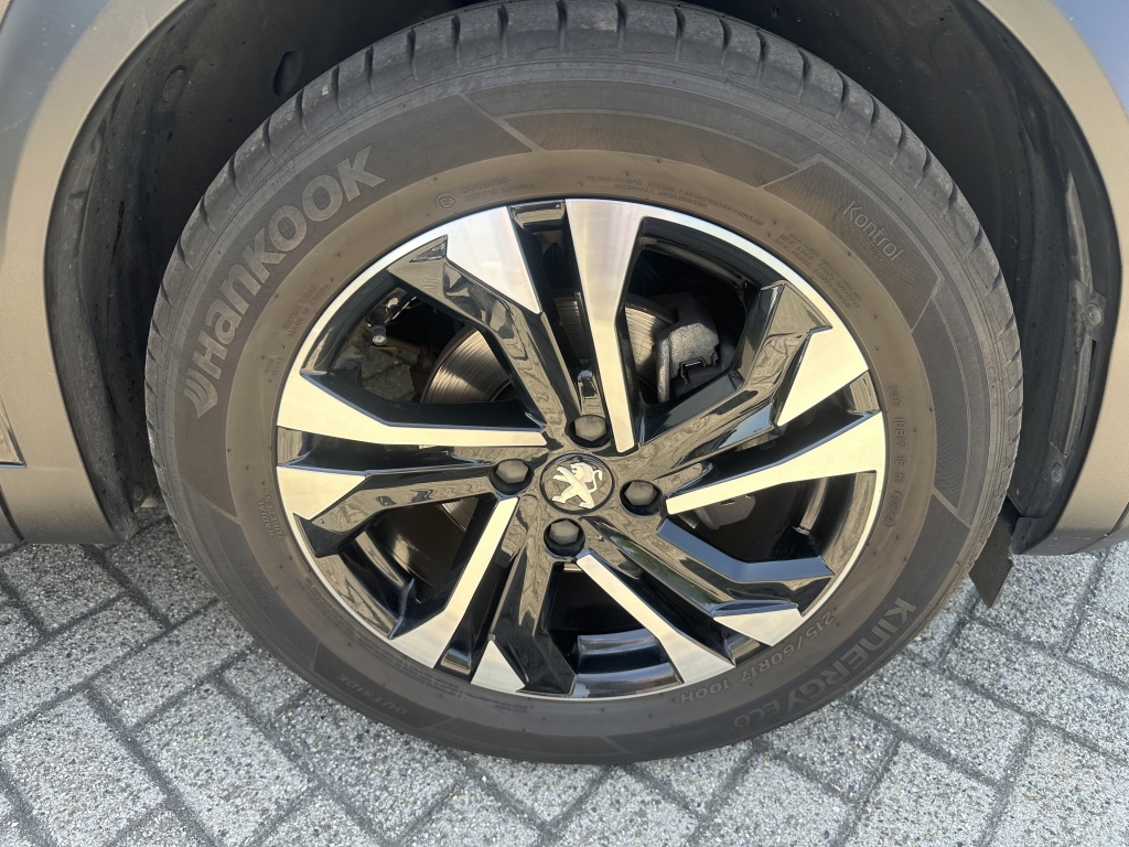 Peugeot 2008 Peugeot 2008 1.2 Allure | Keyless | Nieuwe distributieriem |