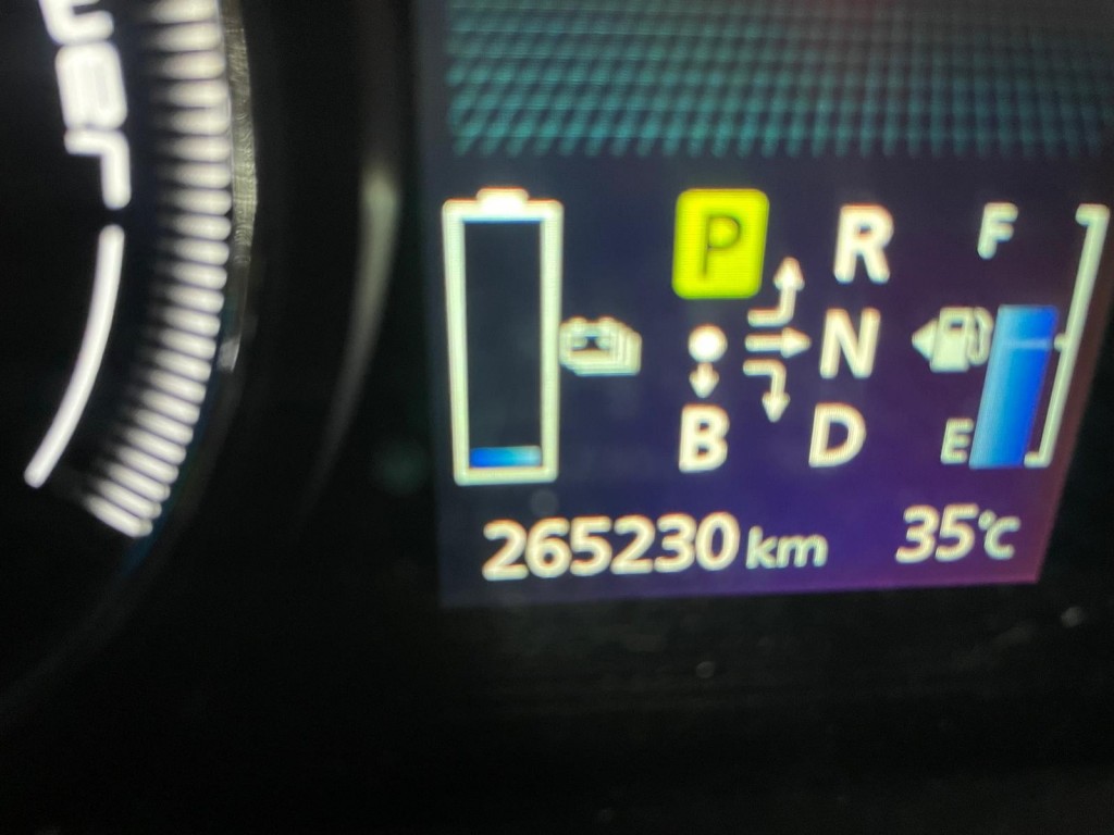 Mitsubishi Outlander Mitsubishi Outlander 2.0 PHEV L ED. XLINE 4 WD Trekhaak Schuif/kanteldak Leder Navi