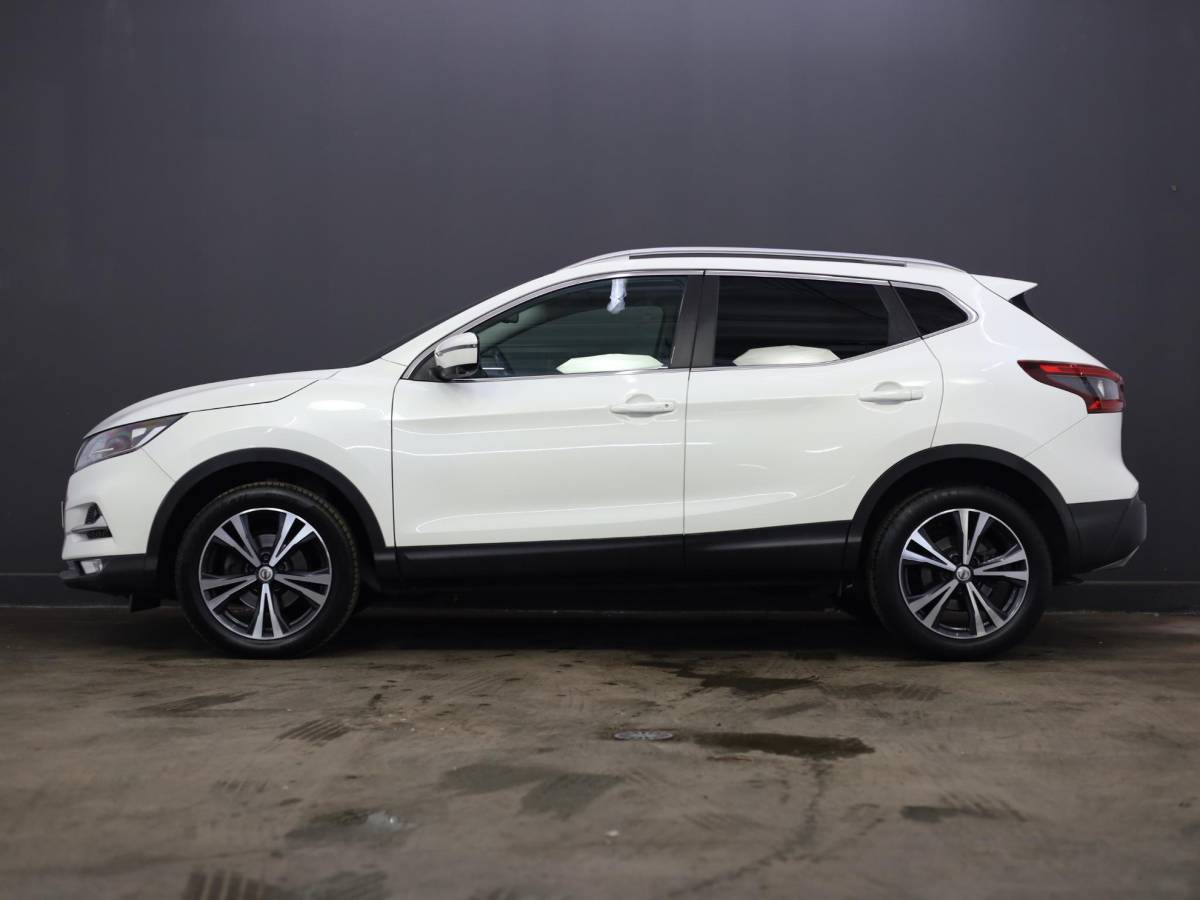 Nissan QASHQAI Nissan Qashqai 1.3 DIG-T N-Connecta