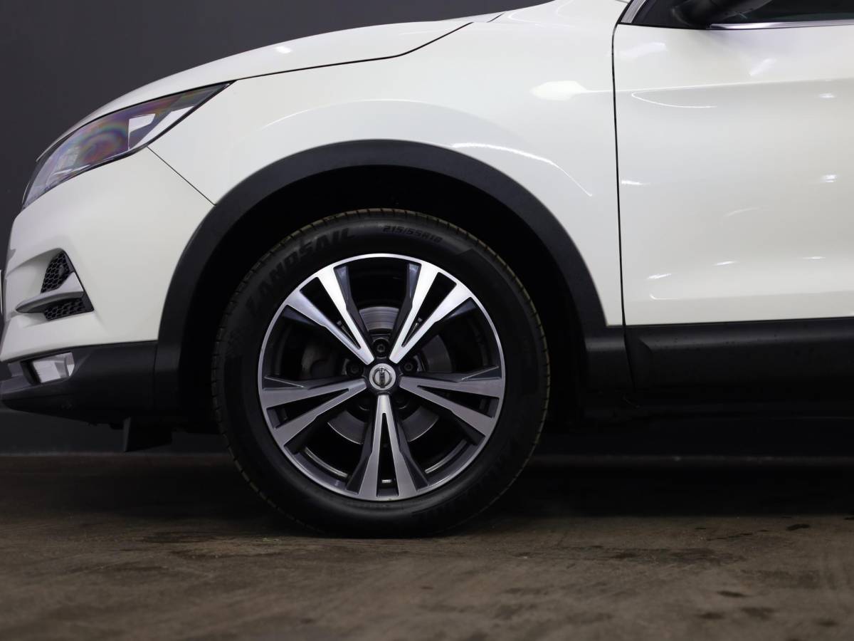 Nissan QASHQAI Nissan Qashqai 1.3 DIG-T N-Connecta