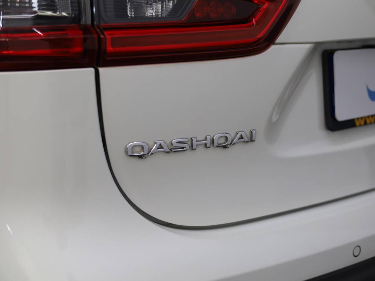 Nissan QASHQAI Nissan Qashqai 1.3 DIG-T N-Connecta