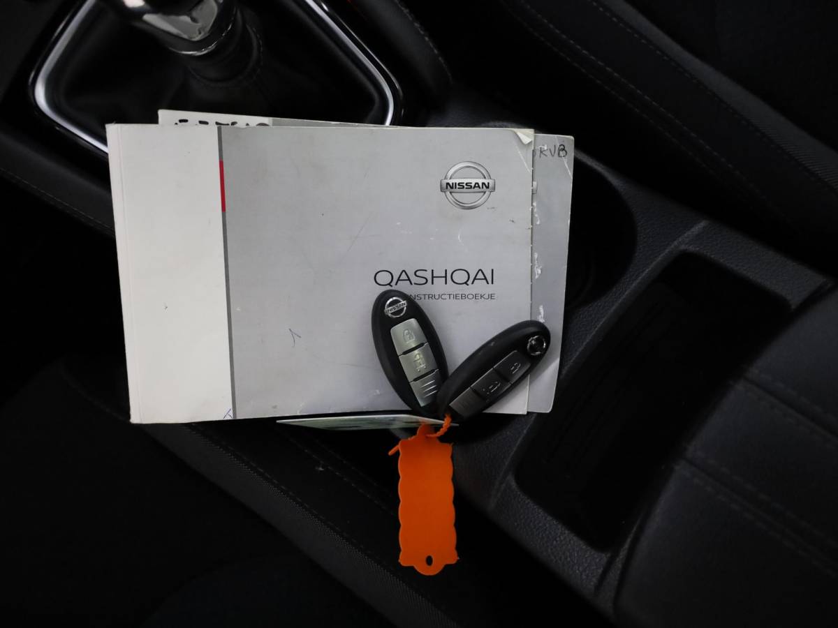 Nissan QASHQAI Nissan Qashqai 1.3 DIG-T N-Connecta