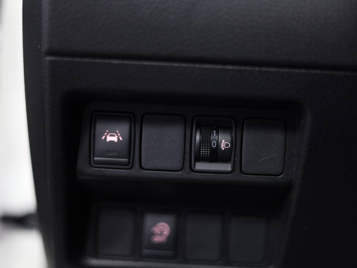 Nissan QASHQAI Nissan Qashqai 1.3 DIG-T N-Connecta