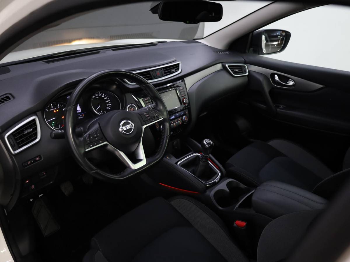 Nissan QASHQAI Nissan Qashqai 1.3 DIG-T N-Connecta