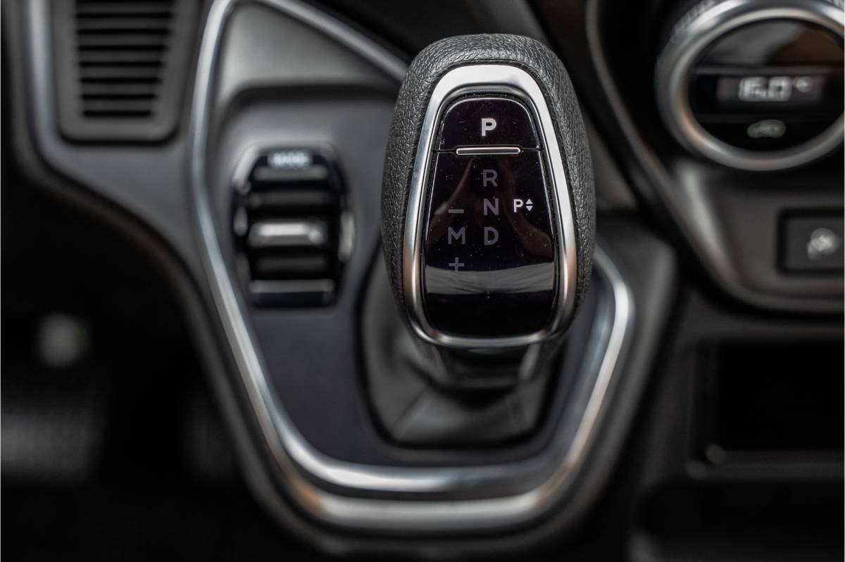 Iveco Daily Iveco Daily 35S18 | 3.0L 180PK | Automaat | NW MODEL | 3.5T Trekgewicht | Camera | Carplay | Climate