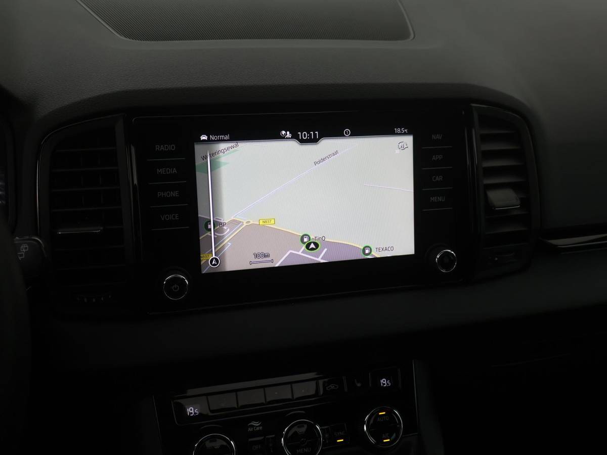 Škoda Karoq Skoda Karoq 1.5 TSI ACT Sportline Business PANODAK|BLIS|ACC|19INCH|CANTON|CAMERA|WINTERPACK|ELEK.ACHTERKLEP