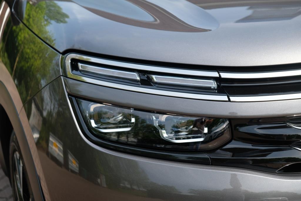 Citroën C5 Aircross Citroen C5 Aircross 1.6 Plug-in Hybrid 225pk EAT8 Shine | Navi | Climate | Adaptive Cruise | Panoramadak | Keyless | Blind Spot | Trekhaak
