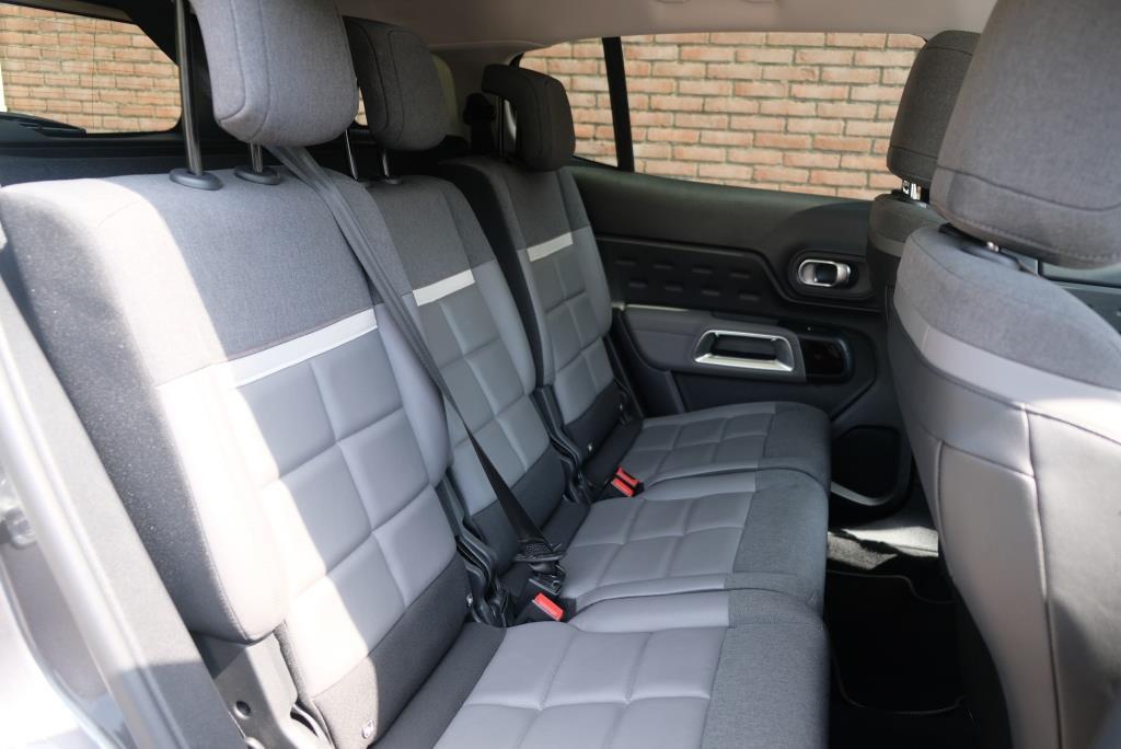 Citroën C5 Aircross Citroen C5 Aircross 1.6 Plug-in Hybrid 225pk EAT8 Shine | Navi | Climate | Adaptive Cruise | Panoramadak | Keyless | Blind Spot | Trekhaak