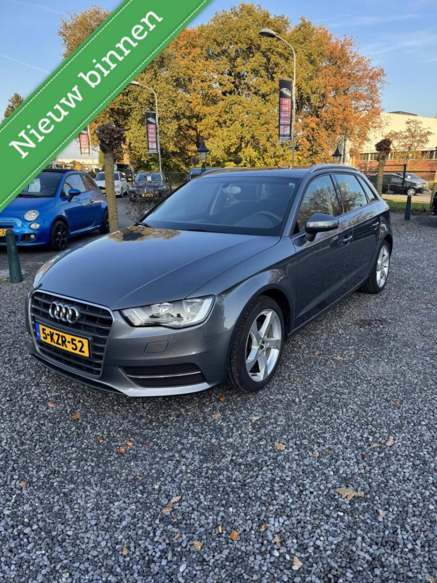 Audi A3 Audi A3 Sportback 1.4 TFSI Attraction Pro Line AUTOMAAT BOEKJES