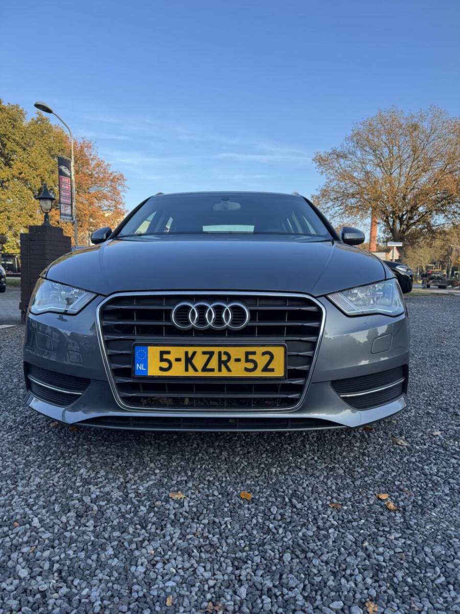 Audi A3 Audi A3 Sportback 1.4 TFSI Attraction Pro Line AUTOMAAT BOEKJES