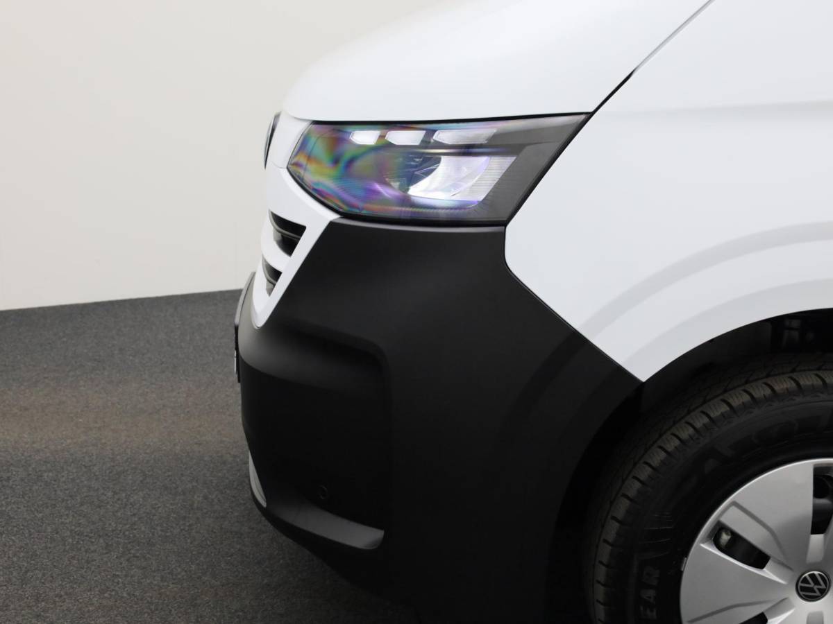 Volkswagen e-Transporter Volkswagen Bedrijfswagens e-Transporter Kombi Life 64kWh 218pk L2 9 persoons 716161