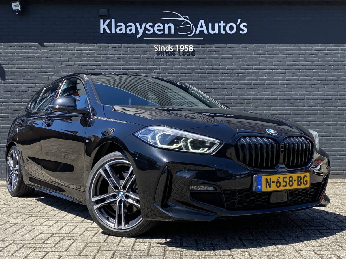 BMW 1 Serie BMW 1-serie 118i M-Sport 136 pk AUT. | 1e eigenaar | dealer onderh. | navigatie | leder sportstoelen | stoel-stuurverwarming