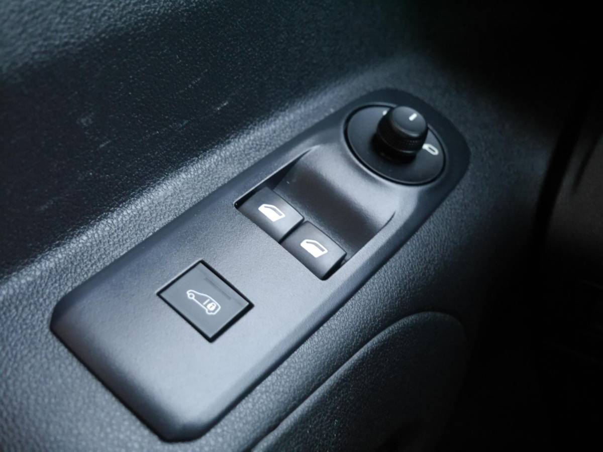 Opel Combo Opel Combo 1.5D L1H1 Edition | Imperiaal | Navigatie | Airco | Cruise control | 2 Zits | Betimmering