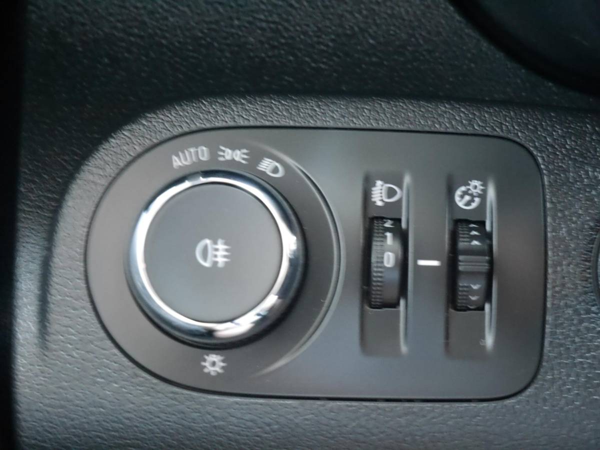 Opel Combo Opel Combo 1.5D L1H1 Edition | Imperiaal | Navigatie | Airco | Cruise control | 2 Zits | Betimmering