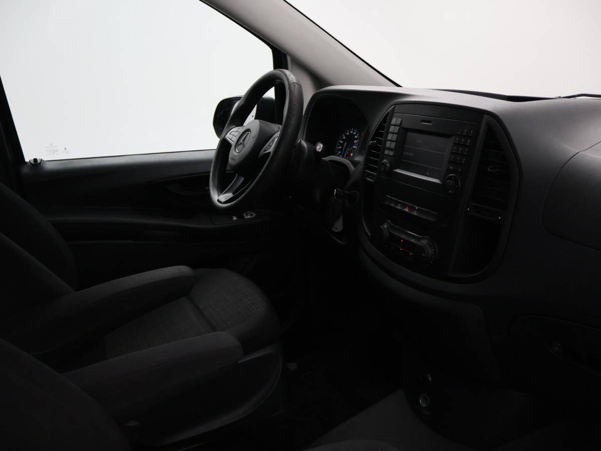 Mercedes-Benz Vito Mercedes-Benz Vito 116 CDI 163 PK AUT. DUBBEL CABINE EXTRA LANG + 18 INCH LMV | TREKHAAK | CAMERA