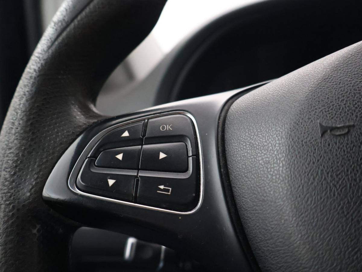 Mercedes-Benz Vito Mercedes-Benz Vito 116 CDI 163 PK AUT. DUBBEL CABINE EXTRA LANG + 18 INCH LMV | TREKHAAK | CAMERA