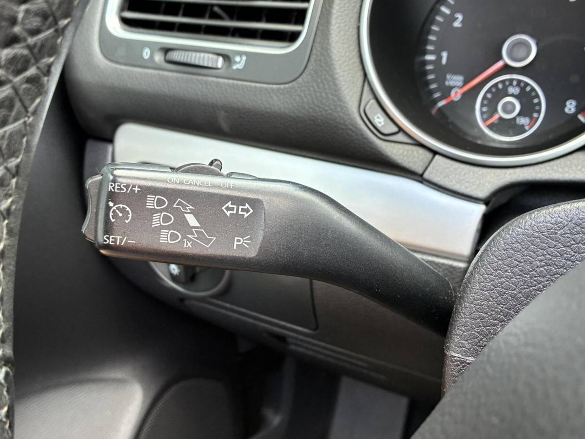 Volkswagen Golf Volkswagen Golf 1.2 TSI Limited | CLIMA | STOELVERWARMING | 157000 KM!!!
