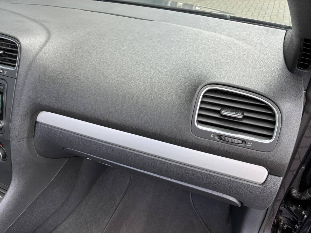 Volkswagen Golf Volkswagen Golf 1.2 TSI Limited | CLIMA | STOELVERWARMING | 157000 KM!!!