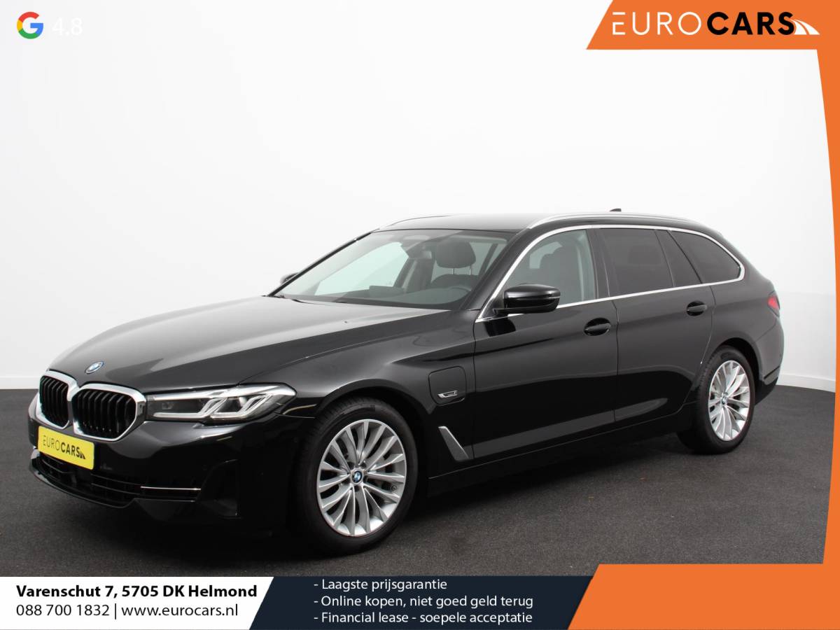 BMW 5 Serie BMW 5-serie Touring 530e Business PHEV AUTOMAAT Adaptieve cruise control LED Leder Navigatie Stoelverwarming Achteruitrijcamera Sfeerverlichting Lane assist Climate control Apple Carplay/ Android Auto