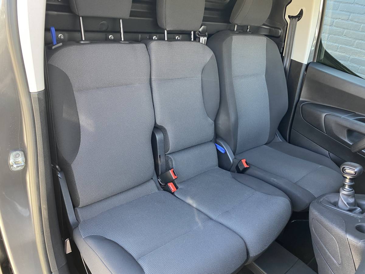 Citroën Berlingo Citroën Berlingo 1.5 BlueHDi 100 S&S L1 | apple carplay | trekhaak | schuifdeur | airco | houten laadvloer | 3 persoons | excl. BTW