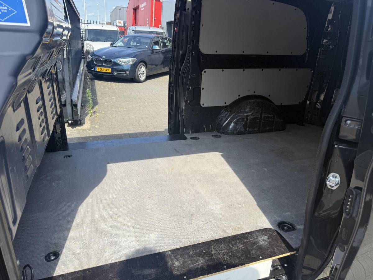 Mercedes-Benz Vito Mercedes-Benz Vito 119 CDI L3 Select AIRMATIC APPLE CARPLAY FULL LED 2500KG Trekhaak