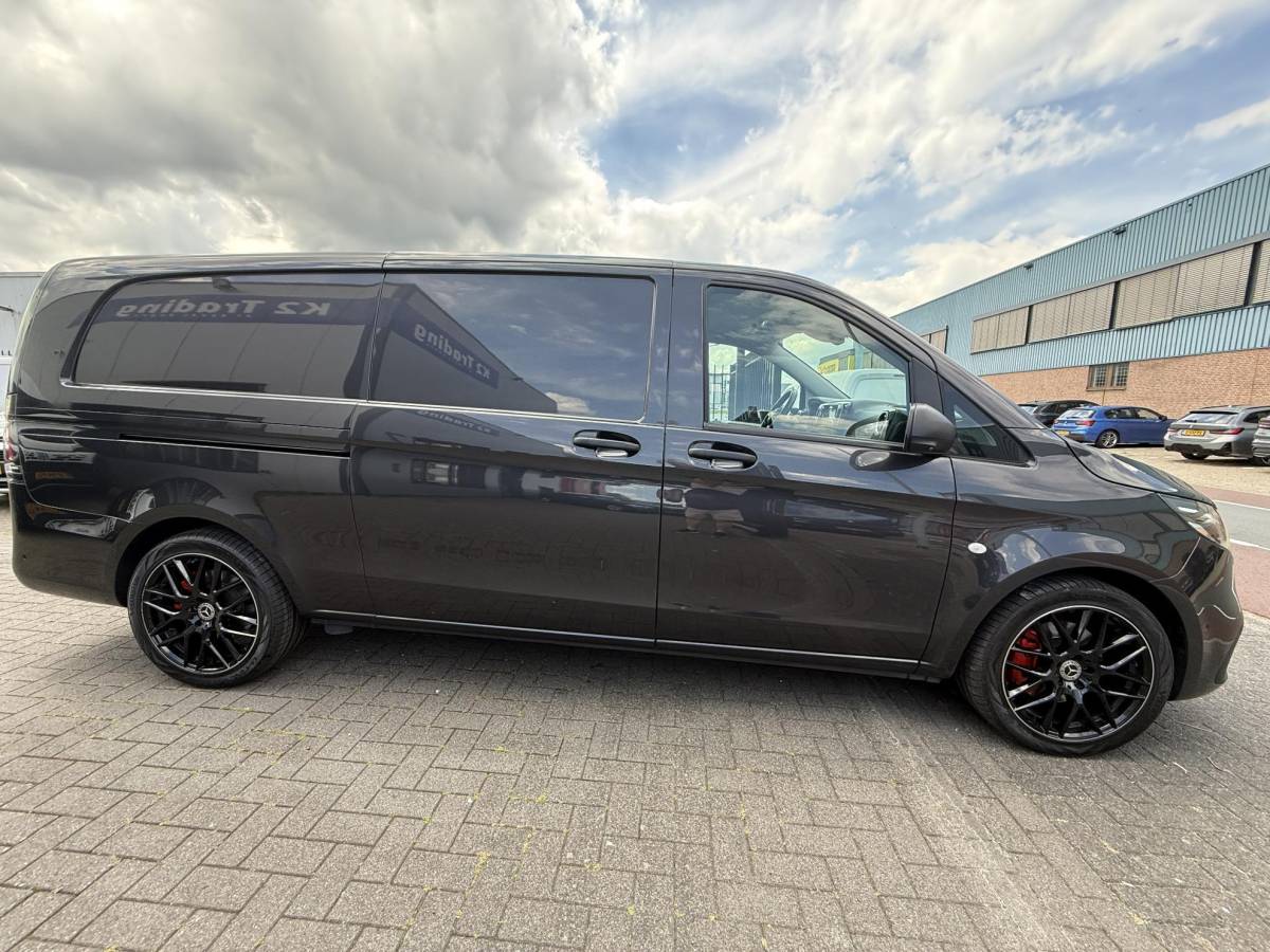 Mercedes-Benz Vito Mercedes-Benz Vito 119 CDI L3 Select AIRMATIC APPLE CARPLAY FULL LED 2500KG Trekhaak