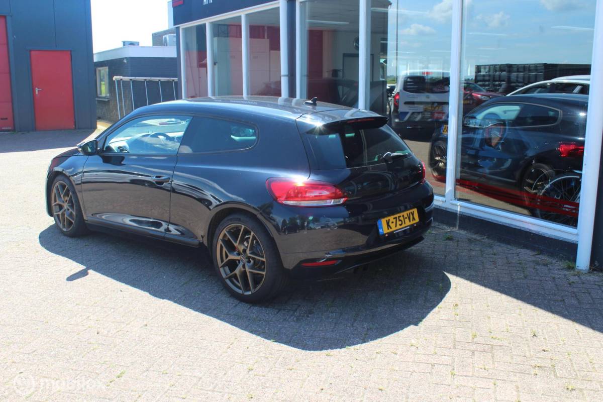 Volkswagen Scirocco Volkswagen Scirocco 1.4 TSI Xenon/18Inch/Winterpakket/Navi/PDC