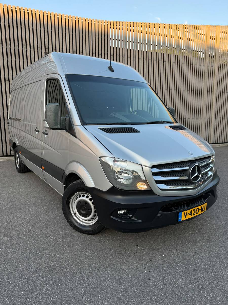 Mercedes-Benz Sprinter Mercedes-Benz Sprinter 319 CDI 3.0 V6 /L2H2 /Camera /Airco /Cruise /Automaat