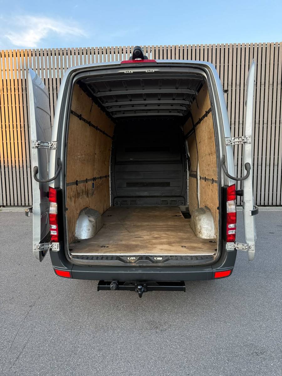 Mercedes-Benz Sprinter Mercedes-Benz Sprinter 319 CDI 3.0 V6 /L2H2 /Camera /Airco /Cruise /Automaat