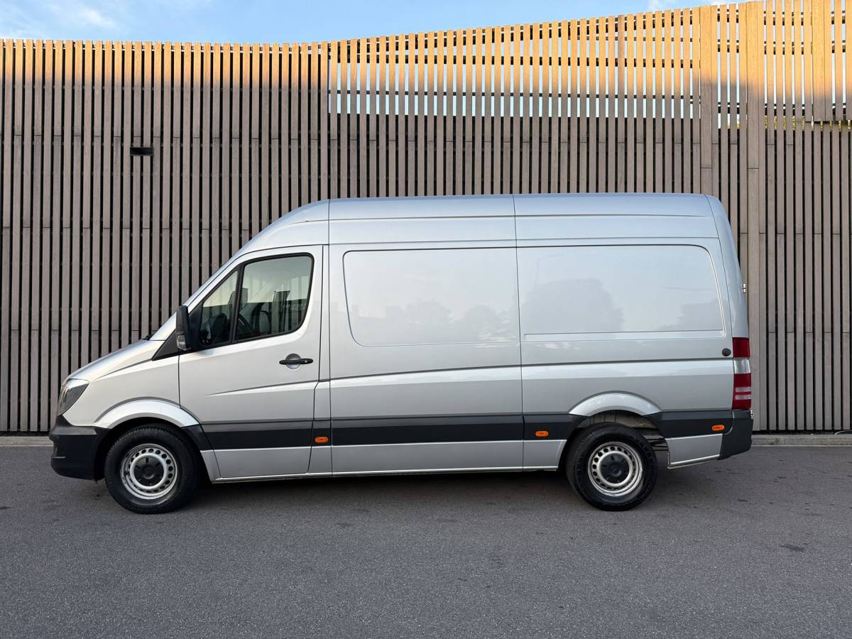 Mercedes-Benz Sprinter Mercedes-Benz Sprinter 319 CDI 3.0 V6 /L2H2 /Camera /Airco /Cruise /Automaat