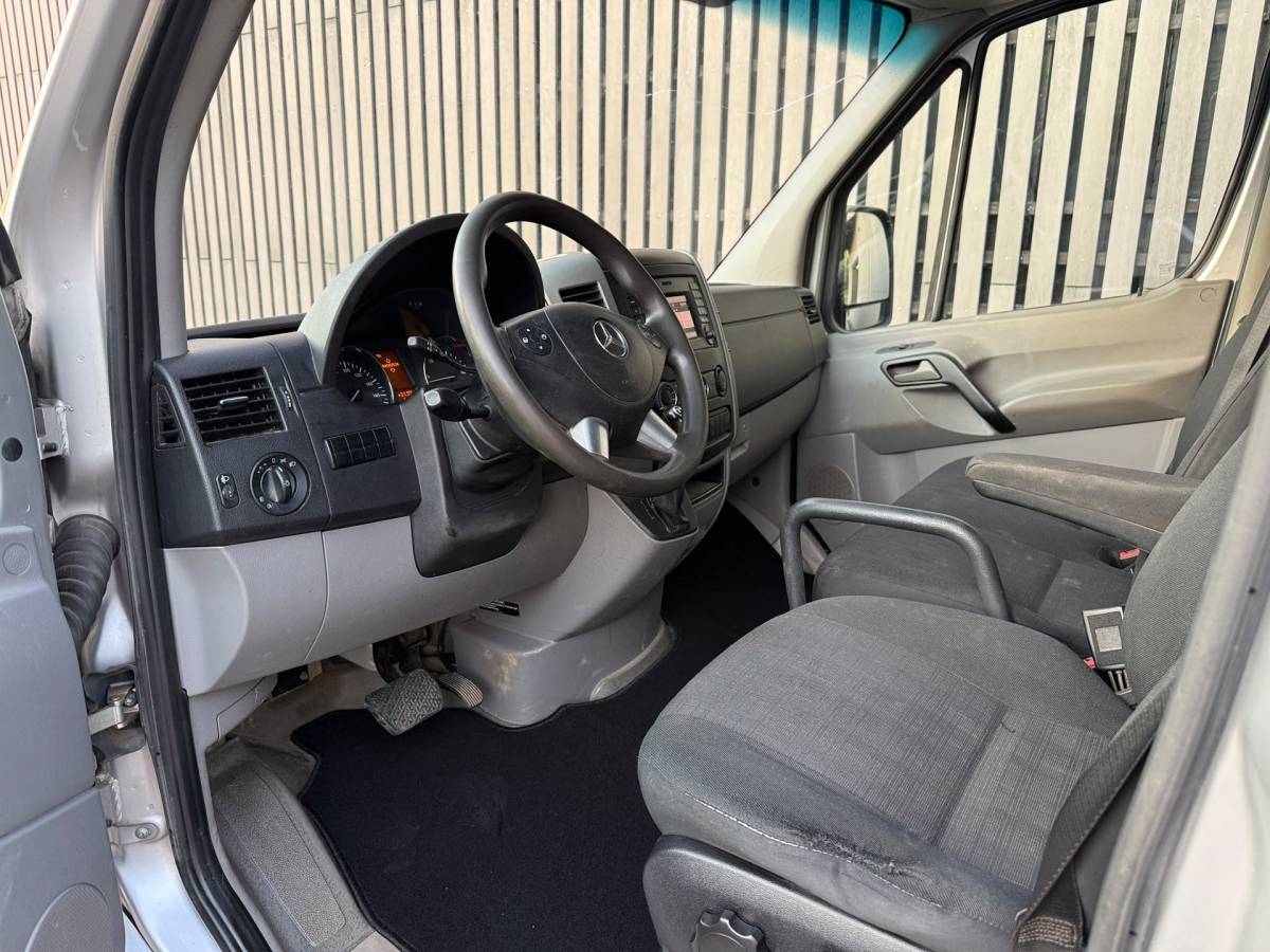 Mercedes-Benz Sprinter Mercedes-Benz Sprinter 319 CDI 3.0 V6 /L2H2 /Camera /Airco /Cruise /Automaat