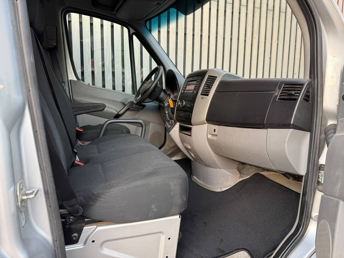 Mercedes-Benz Sprinter Mercedes-Benz Sprinter 319 CDI 3.0 V6 /L2H2 /Camera /Airco /Cruise /Automaat