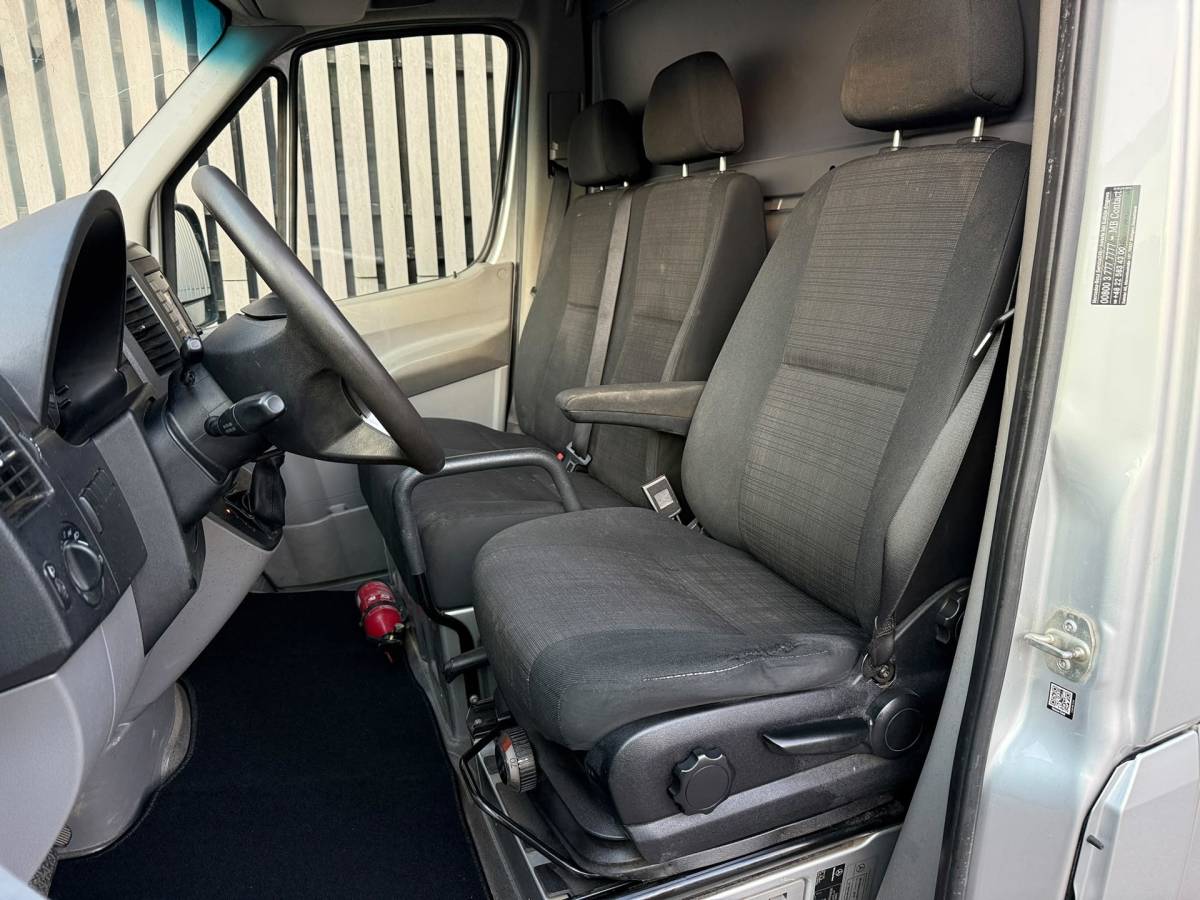 Mercedes-Benz Sprinter Mercedes-Benz Sprinter 319 CDI 3.0 V6 /L2H2 /Camera /Airco /Cruise /Automaat
