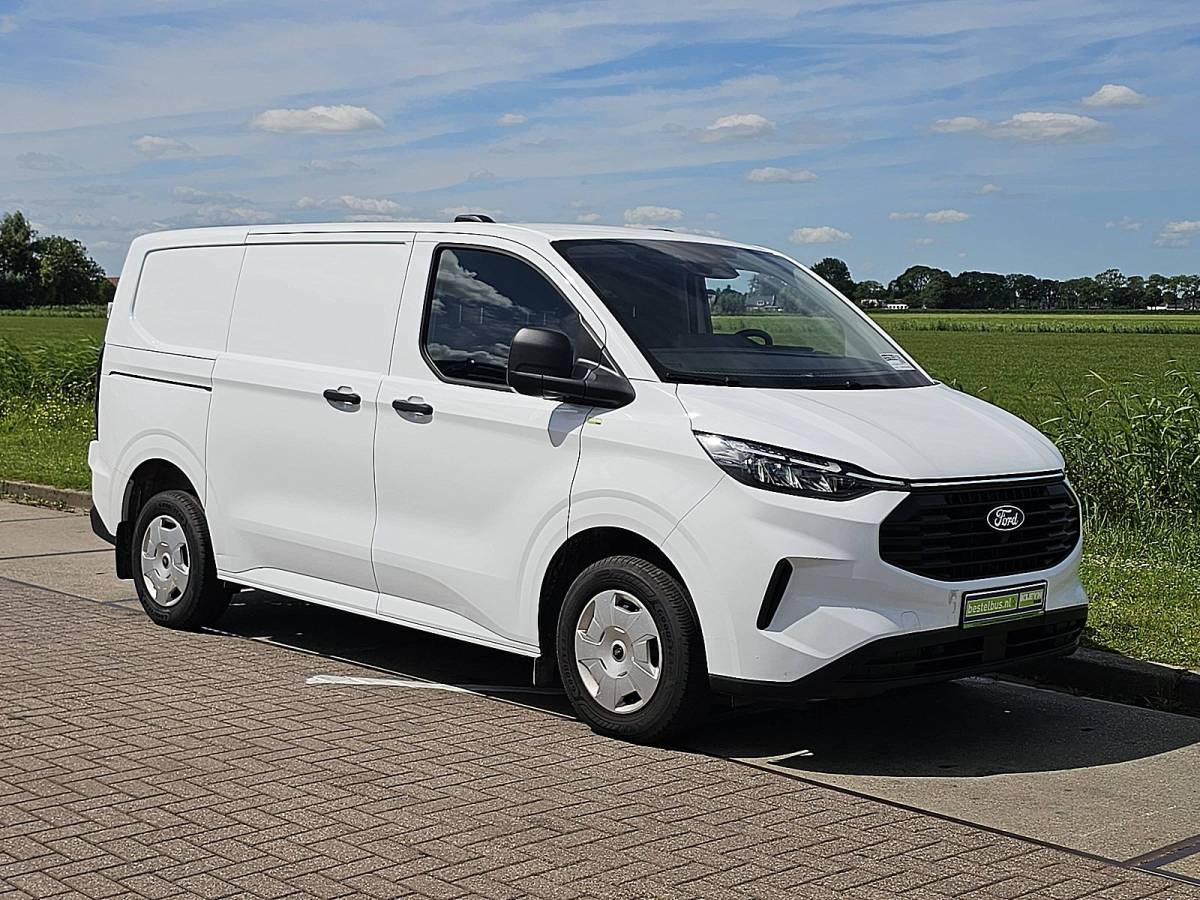 Ford Transit Custom FORD TRANSIT CUSTOM 2.0 l1h1 bpm-vrij trend!