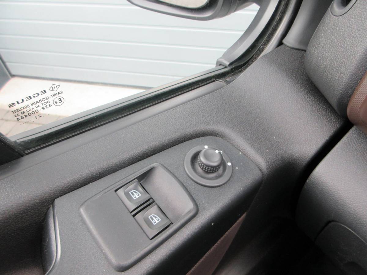 Fiat Talento Fiat Talento 2.0 MultiJet L2, Automaat, 146pk, Airco, Camera, 3-Zits, Trekhaak.