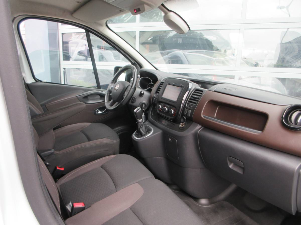 Fiat Talento Fiat Talento 2.0 MultiJet L2, Automaat, 146pk, Airco, Camera, 3-Zits, Trekhaak.