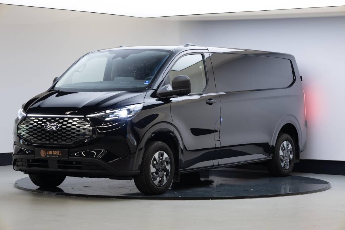 Ford Transit Custom Ford Transit Custom 340 L2H1 Trend 65 kWh | Camera | Cruise Control |