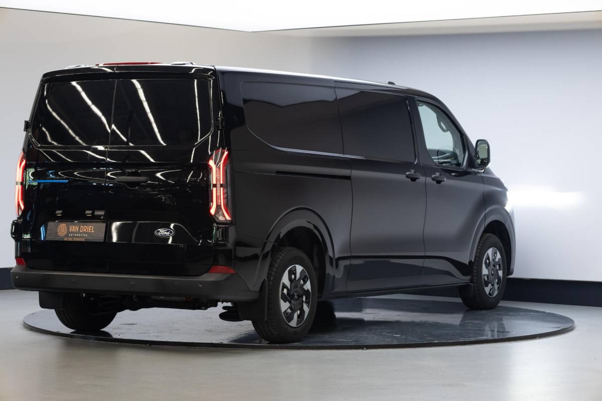 Ford Transit Custom Ford Transit Custom 340 L2H1 Trend 65 kWh | Camera | Cruise Control |