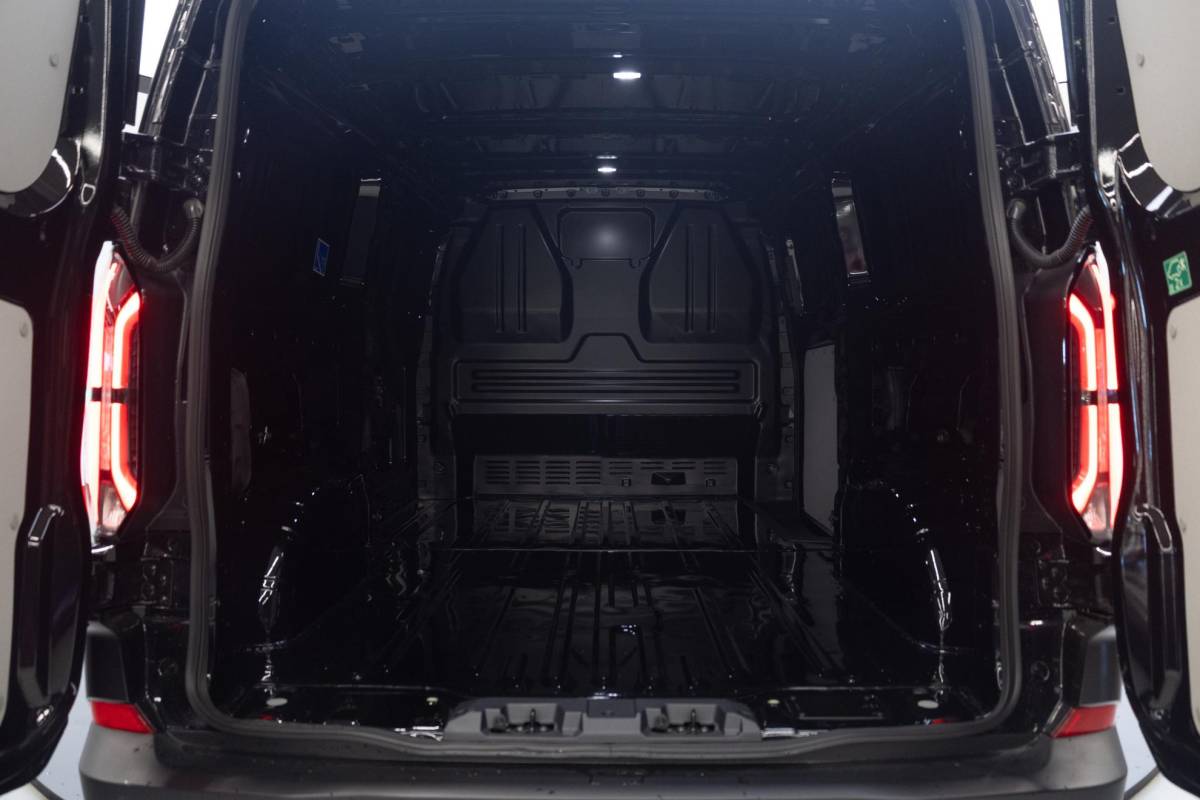 Ford Transit Custom Ford Transit Custom 340 L2H1 Trend 65 kWh | Camera | Cruise Control |
