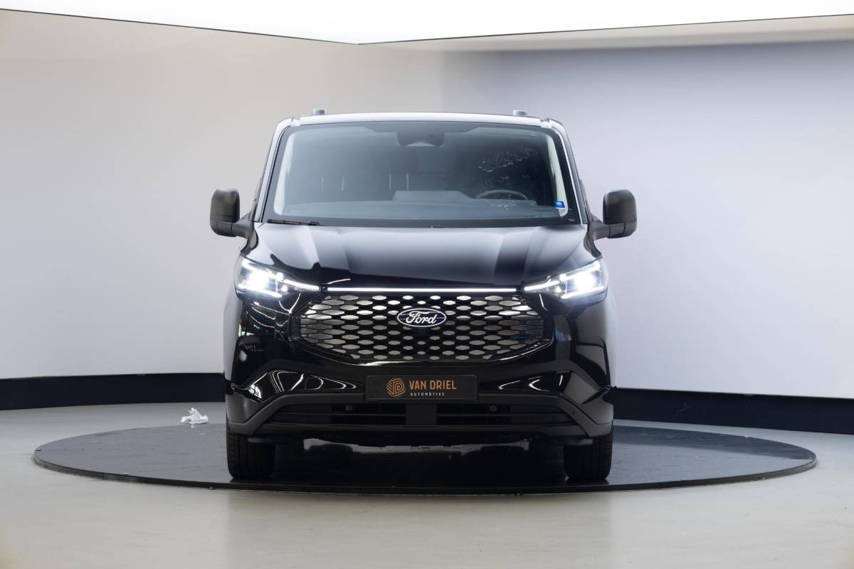 Ford Transit Custom Ford Transit Custom 340 L2H1 Trend 65 kWh | Camera | Cruise Control |