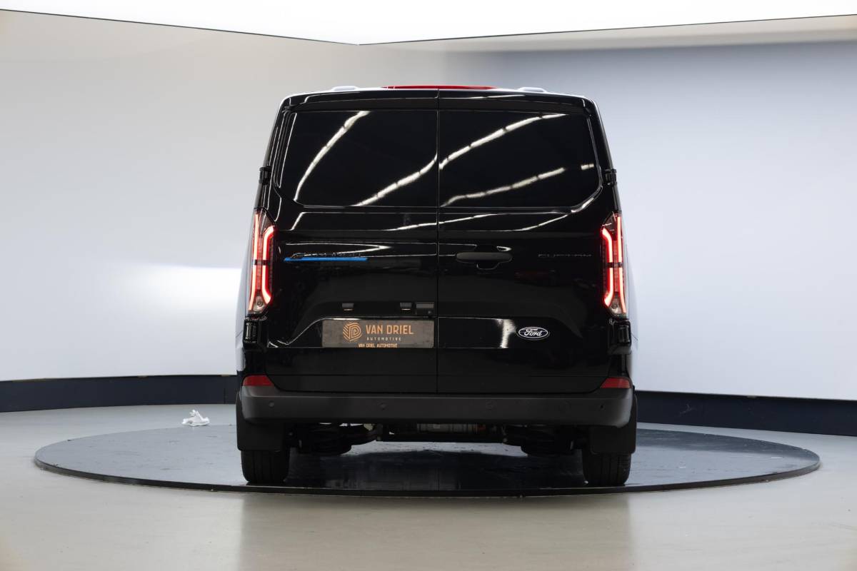 Ford Transit Custom Ford Transit Custom 340 L2H1 Trend 65 kWh | Camera | Cruise Control |