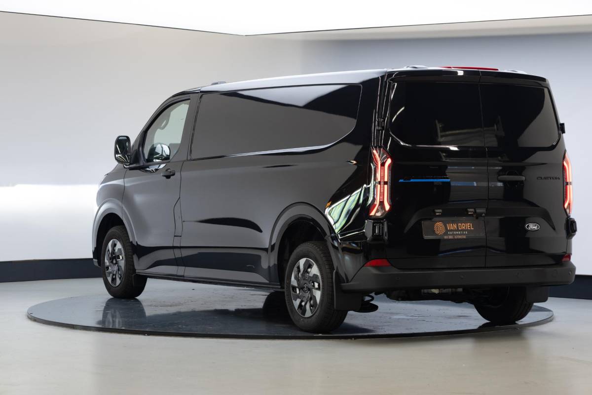 Ford Transit Custom Ford Transit Custom 340 L2H1 Trend 65 kWh | Camera | Cruise Control |