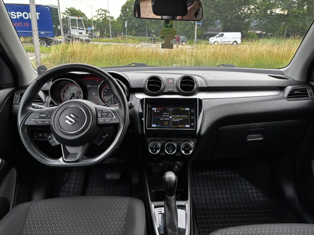 Suzuki Swift Suzuki Swift 1.2 Style Smart Hybrid Acamera Cruise Navi Lmv Pdc Nap